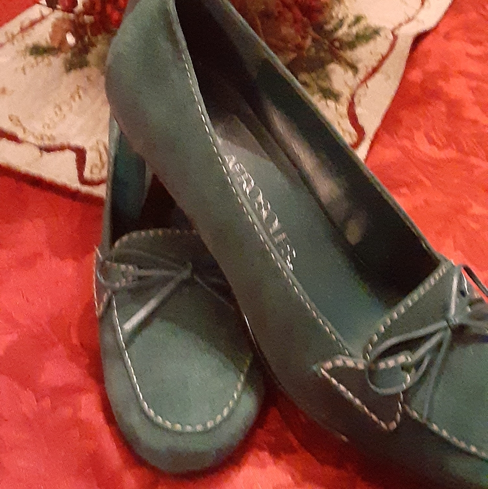 Ladies heels